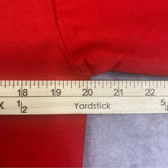 HUF Worldwide Floral Spell Out Logo Short Sleeve Red Graphic T-Shirt Size Medium - Picture 6 of 7